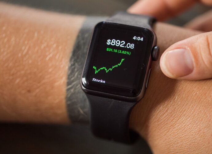 Evergy stock gains
