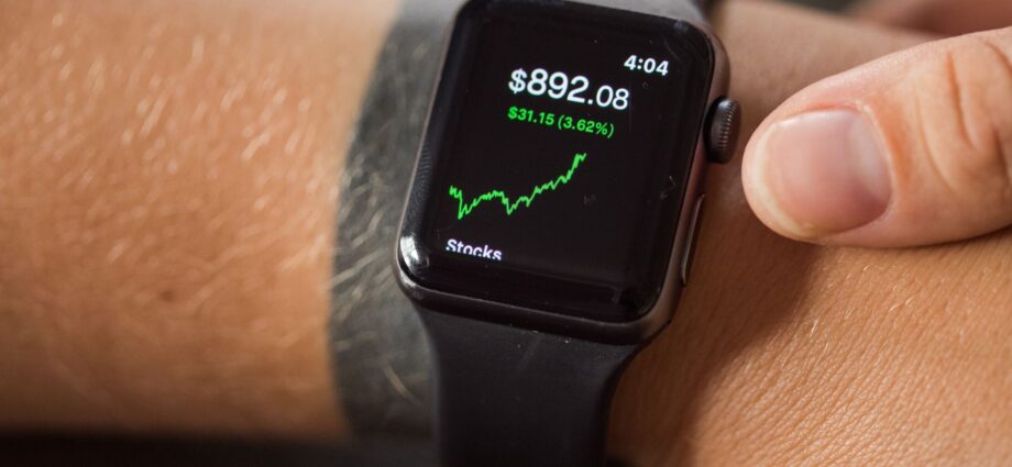Evergy stock gains