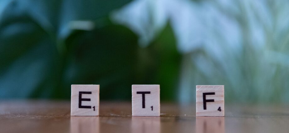 Bitcoin ETF momentum